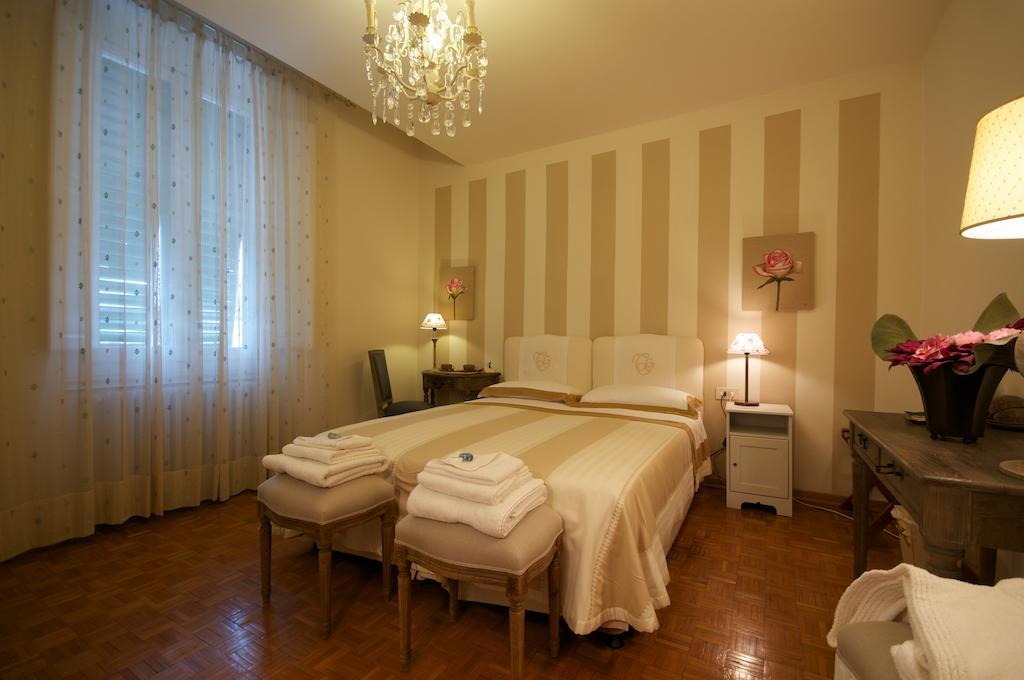 Bed and Breakfast Terrazza Ginori Sesto Fiorentino Habitación foto